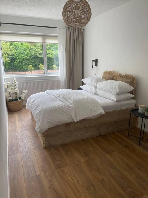 Stylish Apartment With Stunning Views Chislet Esterno foto